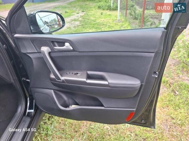 Черный Киа Sportage, объемом двигателя 2.36 л и пробегом 33 тыс. км за 22300 $, фото 38 на Automoto.ua