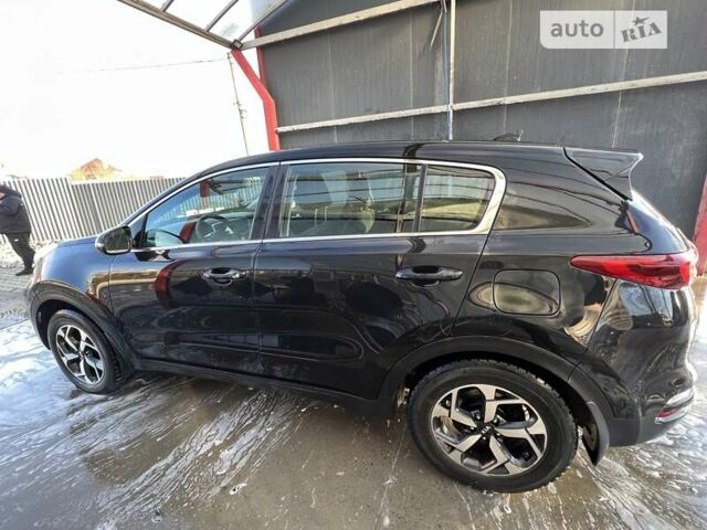 Чорний Кіа Sportage, об'ємом двигуна 1.59 л та пробігом 50 тис. км за 18000 $, фото 4 на Automoto.ua