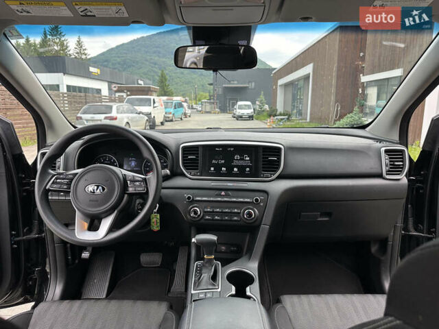 Черный Киа Sportage, объемом двигателя 2.36 л и пробегом 107 тыс. км за 18000 $, фото 16 на Automoto.ua