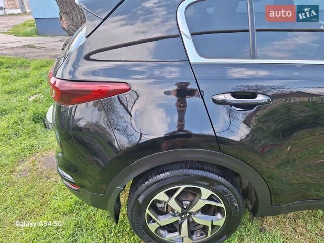 Черный Киа Sportage, объемом двигателя 2.36 л и пробегом 33 тыс. км за 22300 $, фото 3 на Automoto.ua