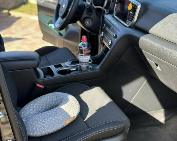 Черный Киа Sportage, объемом двигателя 2.36 л и пробегом 54 тыс. км за 20300 $, фото 15 на Automoto.ua