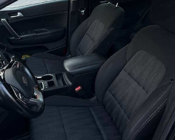 Киа Sportage 2020 в Днепре (Днепропетровске) на Automoto.ua Черный Киа Sportage, объемом двигателя 1.6 л и пробегом 130 тыс. км за 19400 $, фото 17 на Automoto.ua