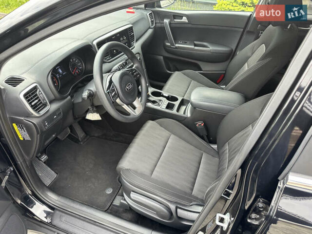 Черный Киа Sportage, объемом двигателя 2.36 л и пробегом 107 тыс. км за 18000 $, фото 8 на Automoto.ua