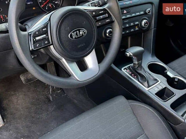 Черный Киа Sportage, объемом двигателя 2.36 л и пробегом 119 тыс. км за 15000 $, фото 7 на Automoto.ua