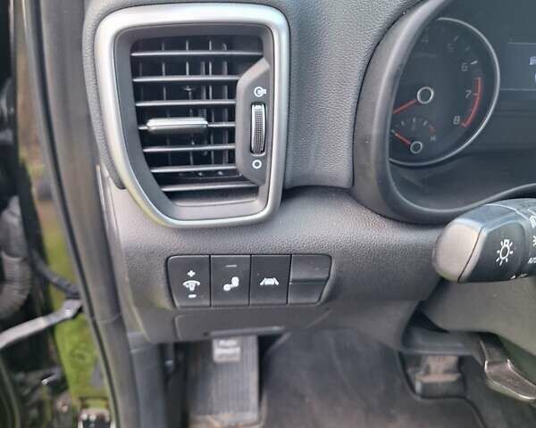 Черный Киа Sportage, объемом двигателя 2.36 л и пробегом 33 тыс. км за 22300 $, фото 44 на Automoto.ua