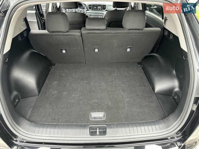 Черный Киа Sportage, объемом двигателя 2.36 л и пробегом 107 тыс. км за 18000 $, фото 22 на Automoto.ua