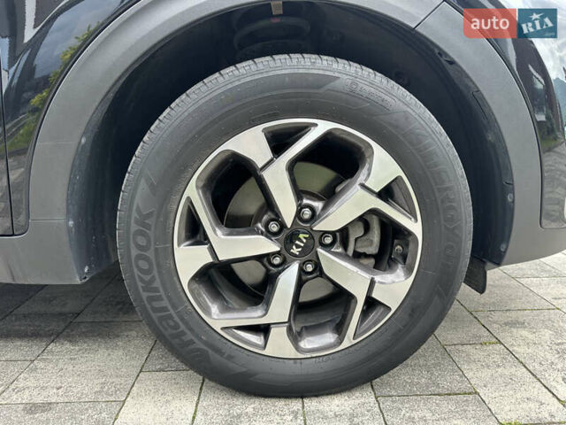 Черный Киа Sportage, объемом двигателя 2.36 л и пробегом 107 тыс. км за 18000 $, фото 32 на Automoto.ua