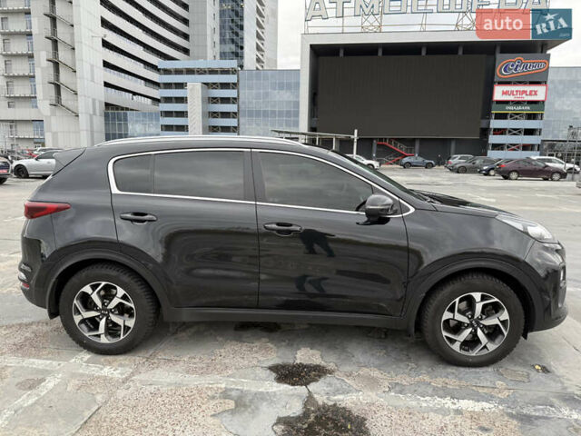 Чорний Кіа Sportage, об'ємом двигуна 1.6 л та пробігом 180 тис. км за 18500 $, фото 6 на Automoto.ua