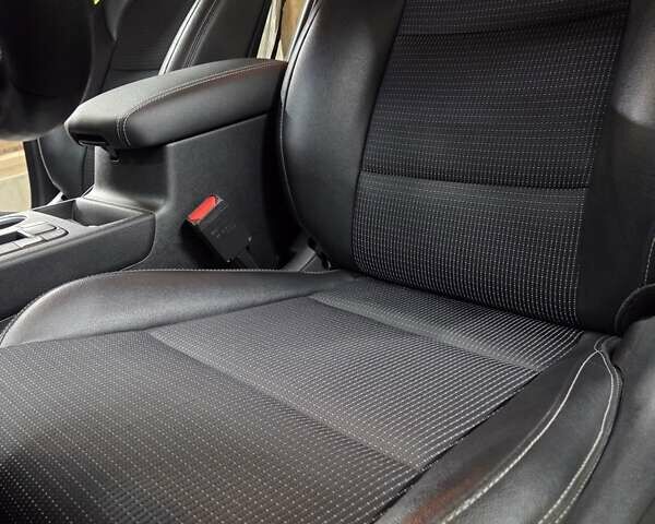 Черный Киа Sportage, объемом двигателя 2 л и пробегом 90 тыс. км за 26000 $, фото 19 на Automoto.ua