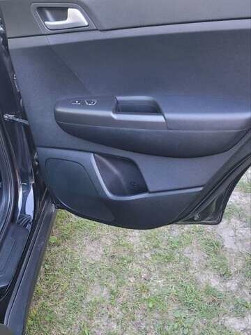 Черный Киа Sportage, объемом двигателя 1.59 л и пробегом 63 тыс. км за 19500 $, фото 26 на Automoto.ua