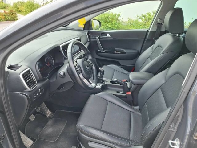 Киа Sportage 2021 в Днепре (Днепропетровске) на Automoto.ua Черный Киа Sportage, объемом двигателя 1.6 л и пробегом 20 тыс. км за 10000 $, фото 6 на Automoto.ua