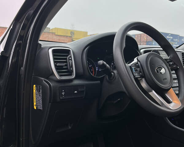 Черный Киа Sportage, объемом двигателя 2.36 л и пробегом 113 тыс. км за 17500 $, фото 14 на Automoto.ua