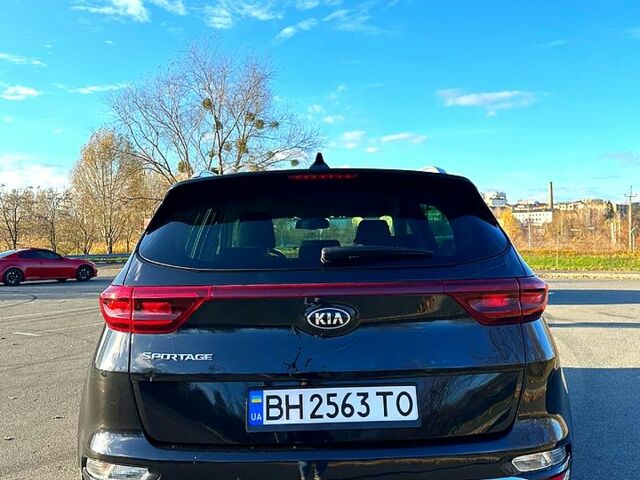 Чорний Кіа Sportage, об'ємом двигуна 1.6 л та пробігом 86 тис. км за 23000 $, фото 6 на Automoto.ua