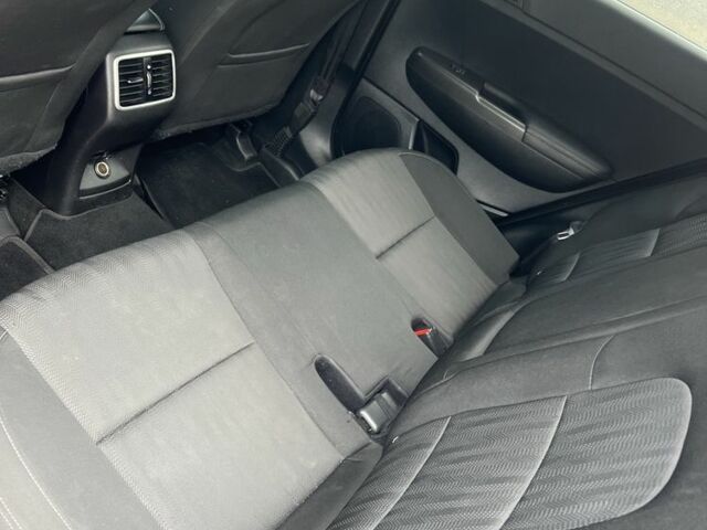 Черный Киа Sportage, объемом двигателя 2.4 л и пробегом 135 тыс. км за 17300 $, фото 6 на Automoto.ua