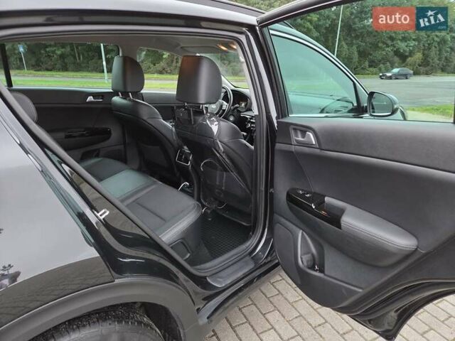 Черный Киа Sportage, объемом двигателя 2 л и пробегом 90 тыс. км за 26000 $, фото 34 на Automoto.ua