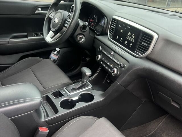 Черный Киа Sportage, объемом двигателя 2.4 л и пробегом 135 тыс. км за 17300 $, фото 5 на Automoto.ua