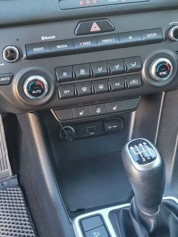 Черный Киа Sportage, объемом двигателя 1.59 л и пробегом 63 тыс. км за 19500 $, фото 14 на Automoto.ua