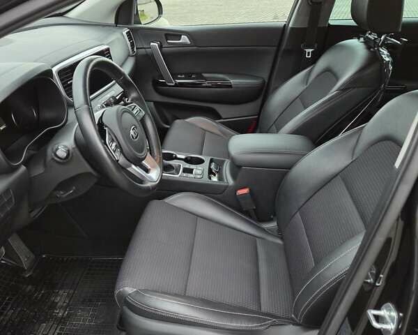 Черный Киа Sportage, объемом двигателя 2 л и пробегом 90 тыс. км за 26000 $, фото 25 на Automoto.ua