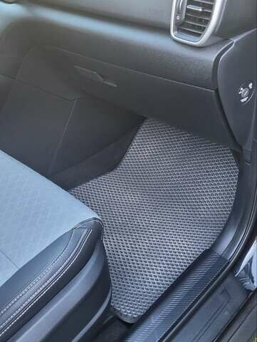 Черный Киа Sportage, объемом двигателя 1.59 л и пробегом 63 тыс. км за 18500 $, фото 16 на Automoto.ua