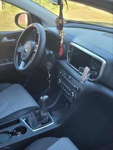 Черный Киа Sportage, объемом двигателя 1.59 л и пробегом 63 тыс. км за 18500 $, фото 18 на Automoto.ua