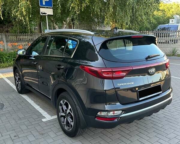 Черный Киа Sportage, объемом двигателя 1.59 л и пробегом 70 тыс. км за 18900 $, фото 3 на Automoto.ua