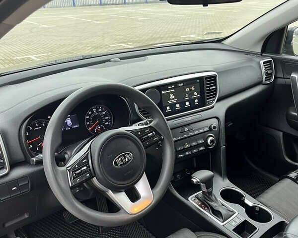 Черный Киа Sportage, объемом двигателя 2.36 л и пробегом 113 тыс. км за 17500 $, фото 13 на Automoto.ua