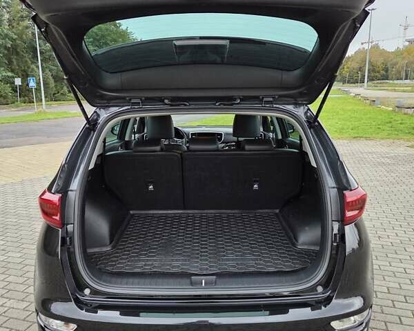 Черный Киа Sportage, объемом двигателя 2 л и пробегом 90 тыс. км за 26000 $, фото 32 на Automoto.ua