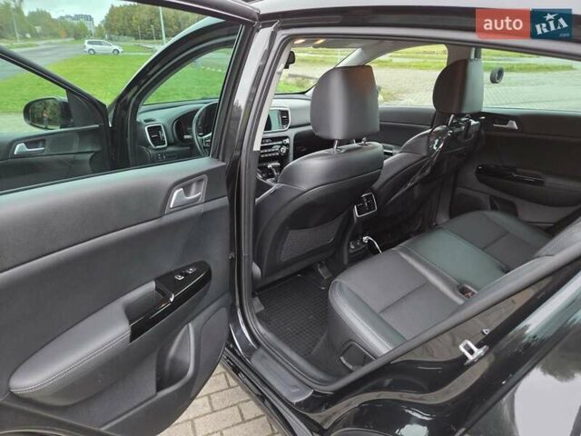 Черный Киа Sportage, объемом двигателя 2 л и пробегом 90 тыс. км за 26000 $, фото 28 на Automoto.ua