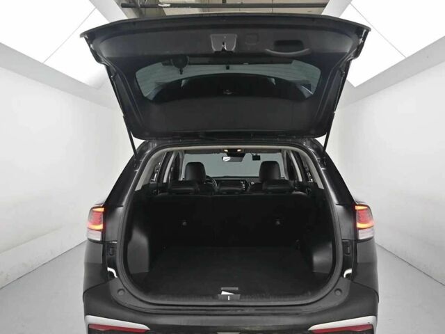 Черный Киа Sportage, объемом двигателя 2 л и пробегом 15 тыс. км за 24000 $, фото 16 на Automoto.ua