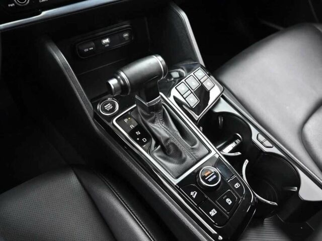 Черный Киа Sportage, объемом двигателя 2 л и пробегом 15 тыс. км за 24000 $, фото 13 на Automoto.ua