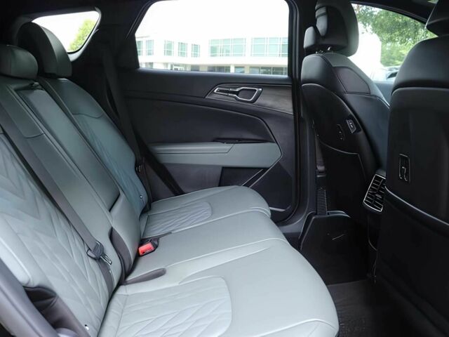 Черный Киа Sportage, объемом двигателя 2.5 л и пробегом 10 тыс. км за 14800 $, фото 12 на Automoto.ua