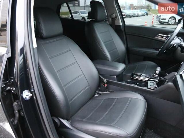 Черный Киа Sportage, объемом двигателя 1.6 л и пробегом 19 тыс. км за 28500 $, фото 11 на Automoto.ua
