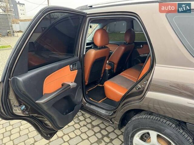 Коричневый Киа Sportage, объемом двигателя 0 л и пробегом 268 тыс. км за 6900 $, фото 9 на Automoto.ua