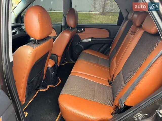 Коричневый Киа Sportage, объемом двигателя 0 л и пробегом 268 тыс. км за 6900 $, фото 8 на Automoto.ua