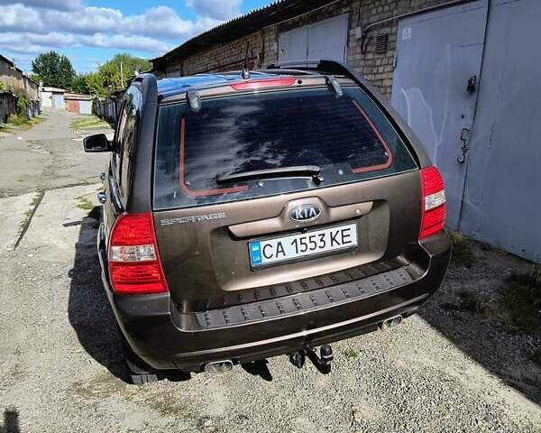 Коричневий Кіа Sportage, об'ємом двигуна 1.99 л та пробігом 242 тис. км за 8700 $, фото 5 на Automoto.ua