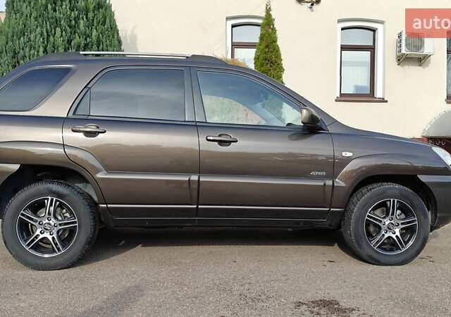 Коричневый Киа Sportage, объемом двигателя 2.66 л и пробегом 99 тыс. км за 7450 $, фото 4 на Automoto.ua