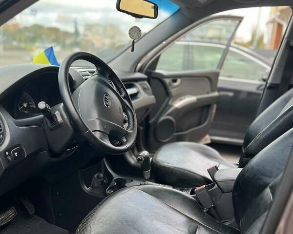 Коричневый Киа Sportage, объемом двигателя 2 л и пробегом 178 тыс. км за 8200 $, фото 14 на Automoto.ua