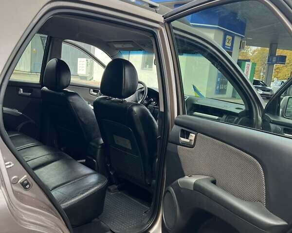 Коричневый Киа Sportage, объемом двигателя 2 л и пробегом 178 тыс. км за 8200 $, фото 12 на Automoto.ua