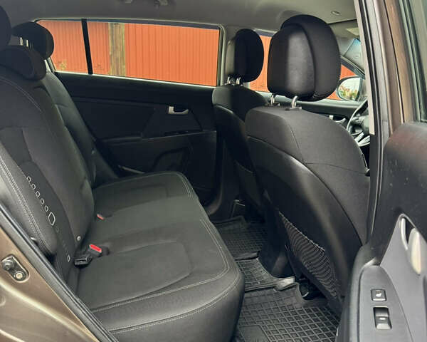 Коричневый Киа Sportage, объемом двигателя 2 л и пробегом 202 тыс. км за 12900 $, фото 34 на Automoto.ua