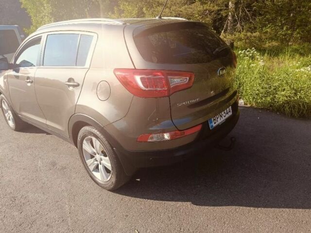 Коричневый Киа Sportage, объемом двигателя 1.6 л и пробегом 183 тыс. км за 7816 $, фото 4 на Automoto.ua