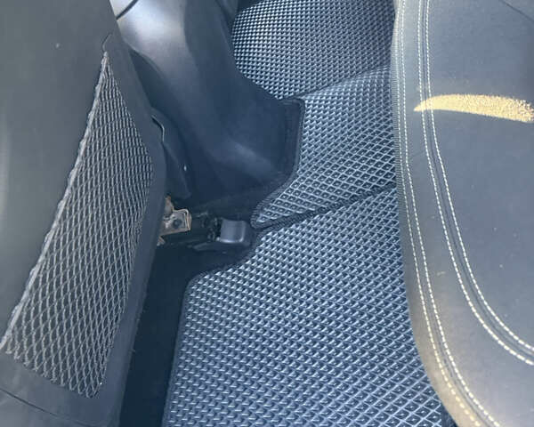 Коричневий Кіа Sportage, об'ємом двигуна 1.6 л та пробігом 236 тис. км за 11600 $, фото 12 на Automoto.ua