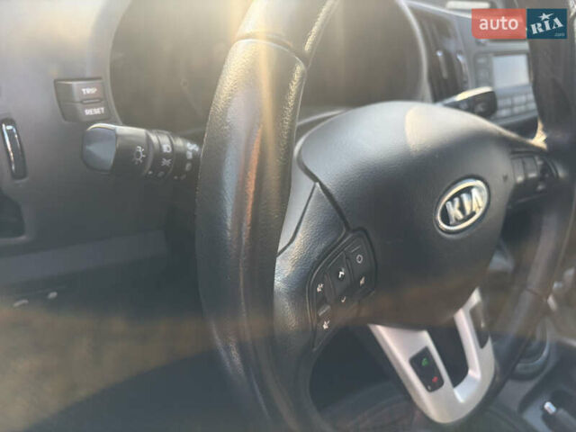 Коричневий Кіа Sportage, об'ємом двигуна 1.6 л та пробігом 236 тис. км за 11600 $, фото 17 на Automoto.ua