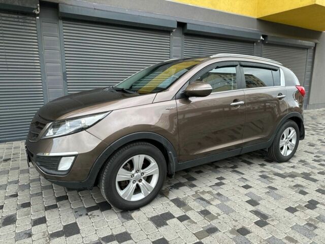 Коричневый Киа Sportage, объемом двигателя 2 л и пробегом 155 тыс. км за 13500 $, фото 4 на Automoto.ua