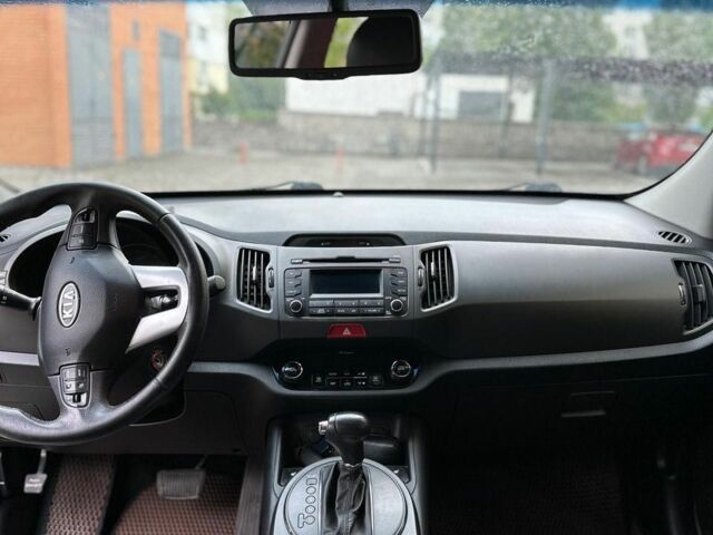 Коричневый Киа Sportage, объемом двигателя 2 л и пробегом 155 тыс. км за 13500 $, фото 9 на Automoto.ua