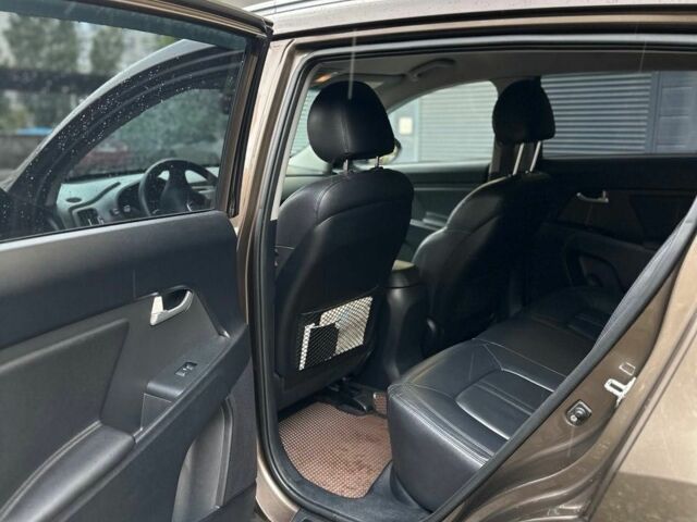 Коричневый Киа Sportage, объемом двигателя 2 л и пробегом 155 тыс. км за 13500 $, фото 11 на Automoto.ua