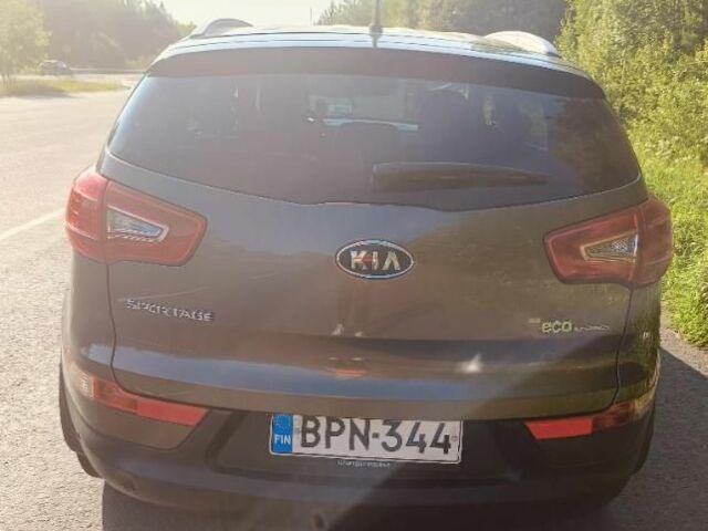Коричневый Киа Sportage, объемом двигателя 1.6 л и пробегом 183 тыс. км за 7816 $, фото 5 на Automoto.ua