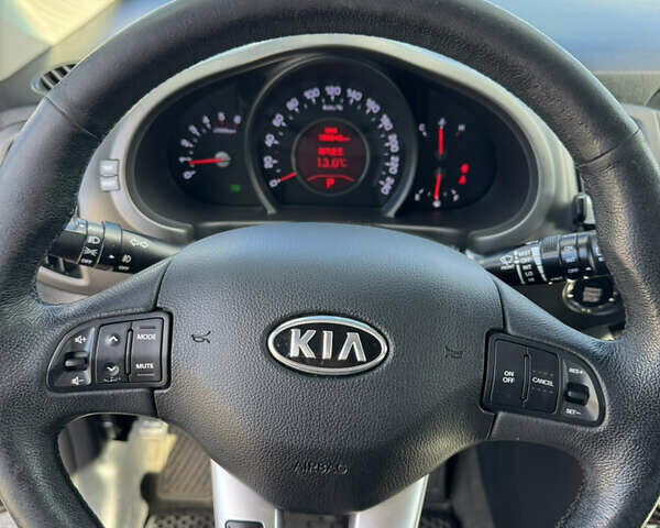 Коричневий Кіа Sportage, об'ємом двигуна 2 л та пробігом 188 тис. км за 14500 $, фото 25 на Automoto.ua