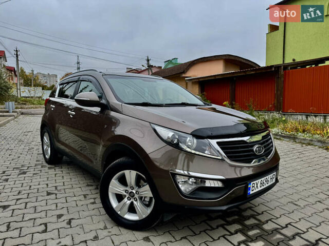 Коричневый Киа Sportage, объемом двигателя 2 л и пробегом 202 тыс. км за 12900 $, фото 2 на Automoto.ua