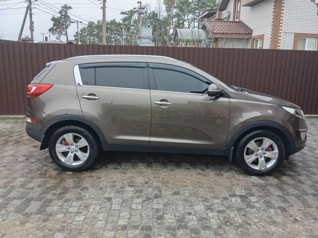 Коричневый Киа Sportage, объемом двигателя 2 л и пробегом 183 тыс. км за 12700 $, фото 2 на Automoto.ua