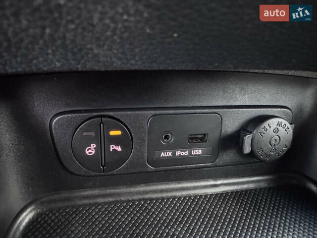 Коричневий Кіа Sportage, об'ємом двигуна 2 л та пробігом 190 тис. км за 13950 $, фото 42 на Automoto.ua